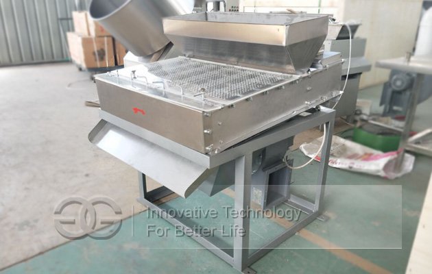 Dry Peanut Skin Peeling Machine